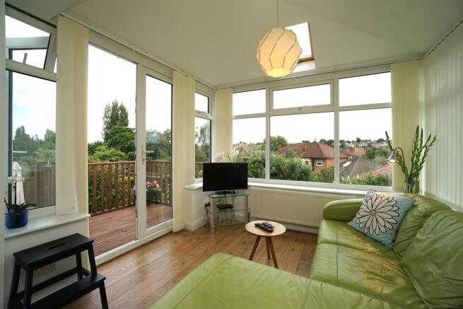 SITTING AREA