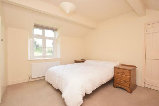 Bedroom 2 V 2.JPG