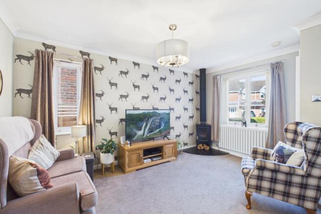 CAM02279G0-PR0070-STILL001