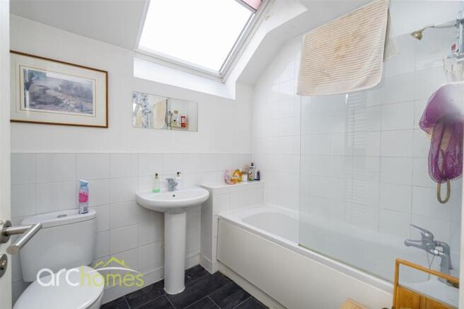 Gadfield Grove, Atherton, M46 photo 4