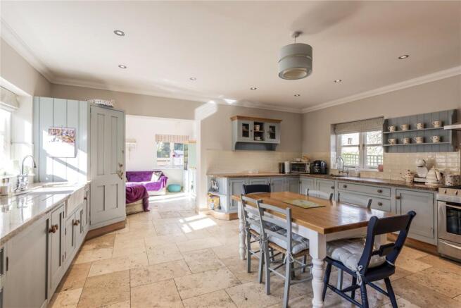 Kitchen/Breakfast
