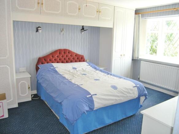 Bedroom 1 - 1
