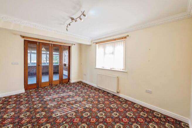 2 bed Detached Bungalow for sale Image 9