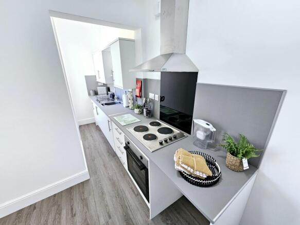 5 bed Block of Apartments for sale Image 12