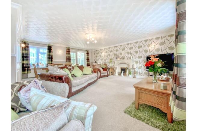 Living / Dining Room