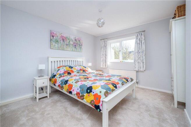 4 bed Detached for sale Image 12