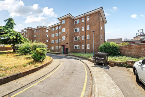 Dabin Crescent, London