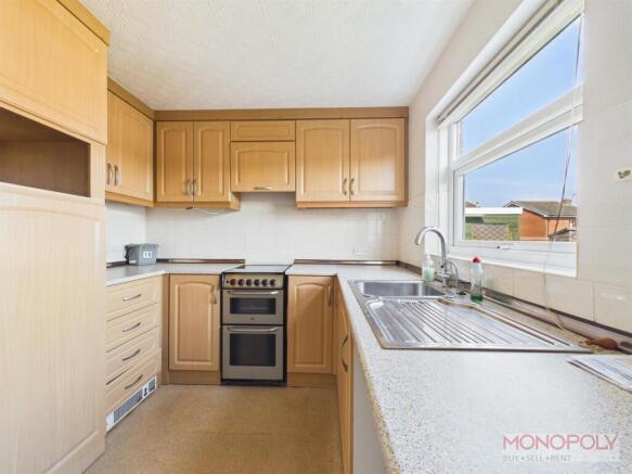 Mile Barn Road, Wrexham, LL13 photo 2