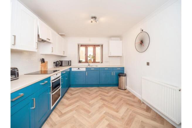 Kitchen/Breakfast