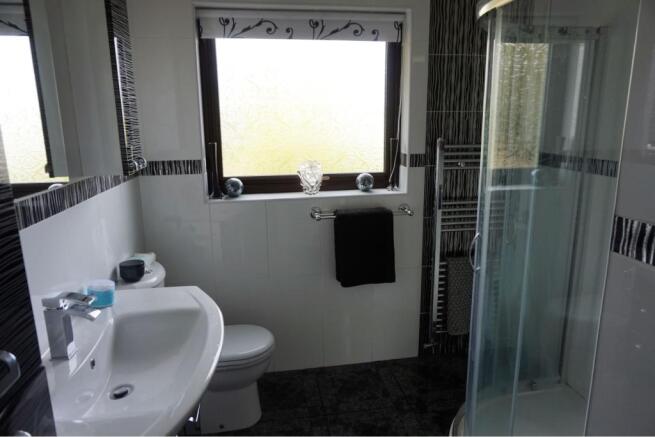 Annexe Shower Room