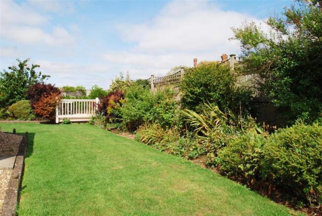 rear garden/decking