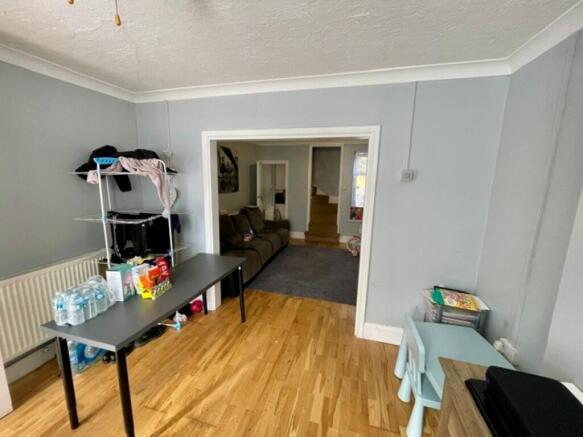 3 Medium T202604091259.jpg