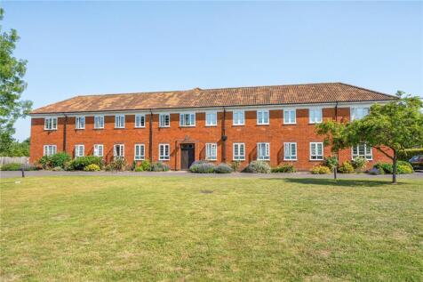 Bakersgate Gardens, Pirbright, Woking