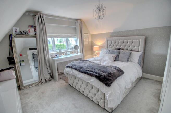 Brentwood Road, Ingrave, Brentwood, CM13 (20)
