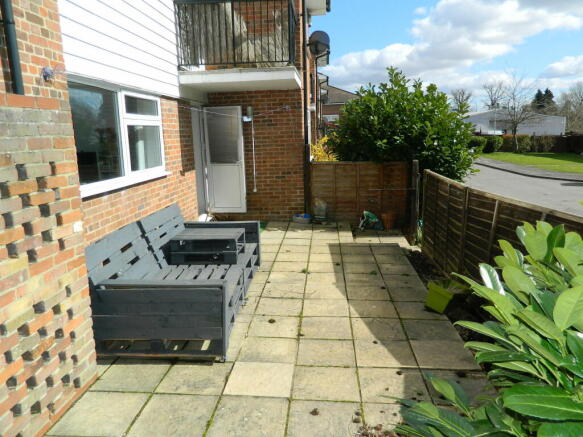 private patio garden