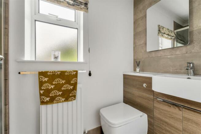 Shower Room.jpg
