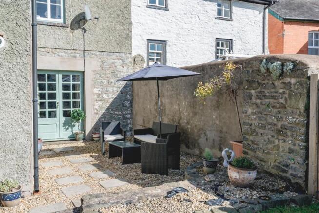 26 West Sreet, Builth Wells-23.jpg