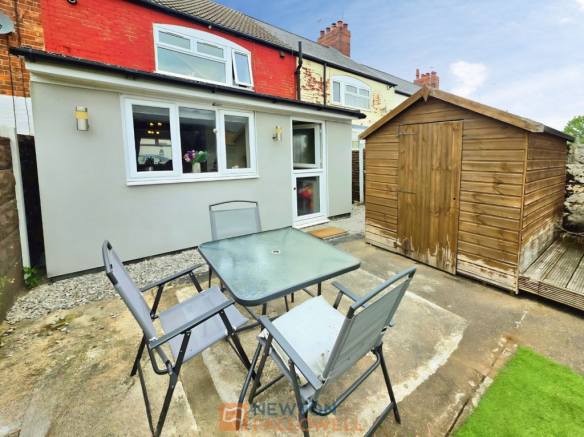 Portland Street, New Houghton, NG19 photo 4