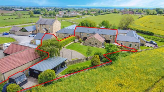 4 bed Barn Conversion for sale Image 2