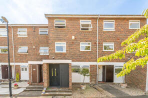 22, Founders Gardens, Upper Norwood, London SE19 3UU