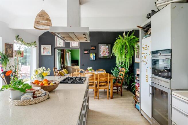 Kitchen/dining room