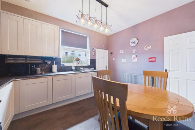 2 bed Terraced for sale Image 4