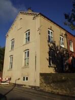 Flat 1, 70, Victoria Road, Hyde Park, Leeds LS6 1DL