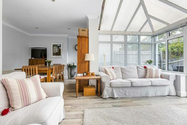 Sitting/Dining Room