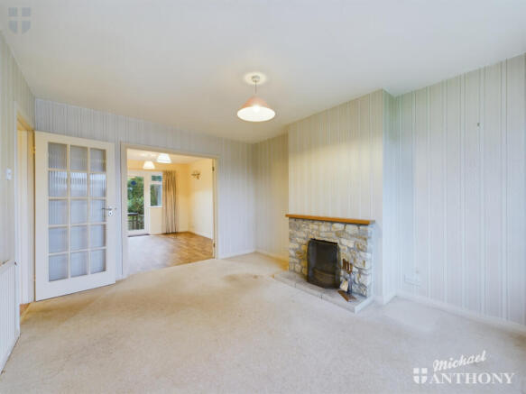 CAM02538G0-PR0110-STILL002