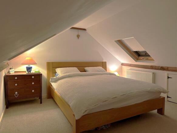 loft room.jpg
