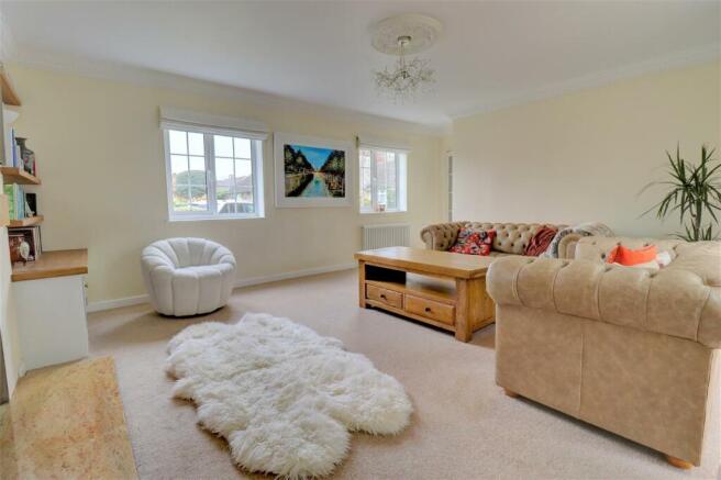 Living room Two.jpg