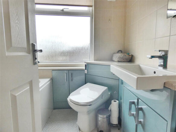3 bed Semi-Detached for sale Image 11