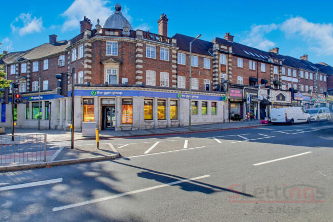 2 bed flat to rent Park Mansions, Hendon NW4