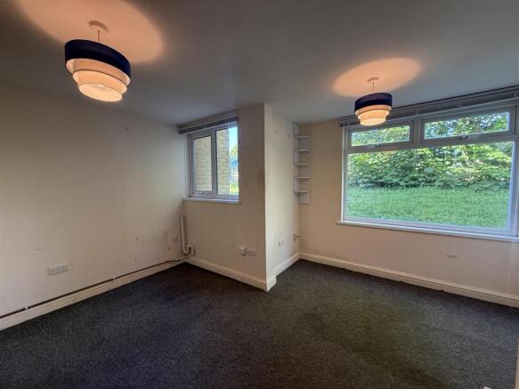 1 bed Apartment to rent Image 7