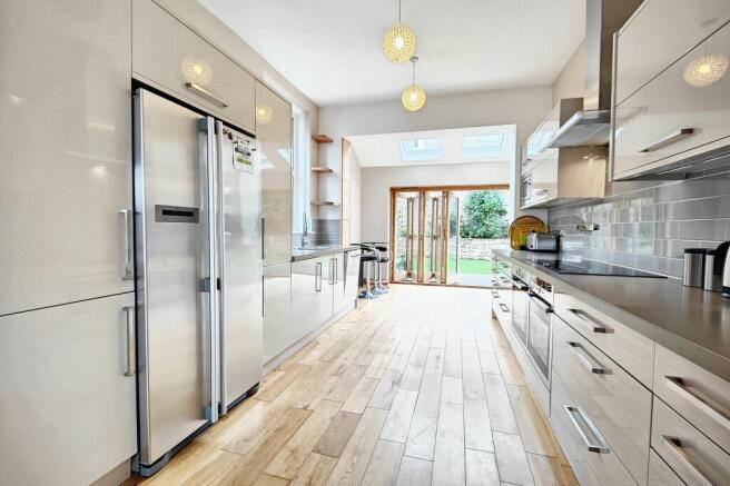 High Spec Integrated Kitchen