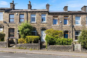 94, Wellington Street, Oakes, Huddersfield HD3 3EP