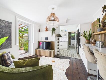 Station Road, Christchurch, Dorset, BH23