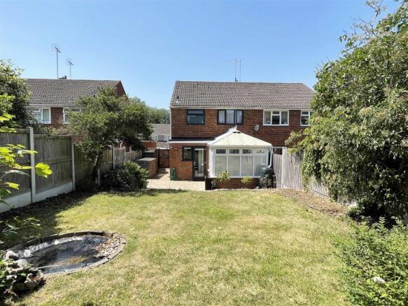 Chichester Drive, Old Springfield / Nr City Centre, Chelmsford photo 4