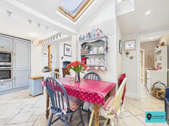 Kitchen/Breakfast Room