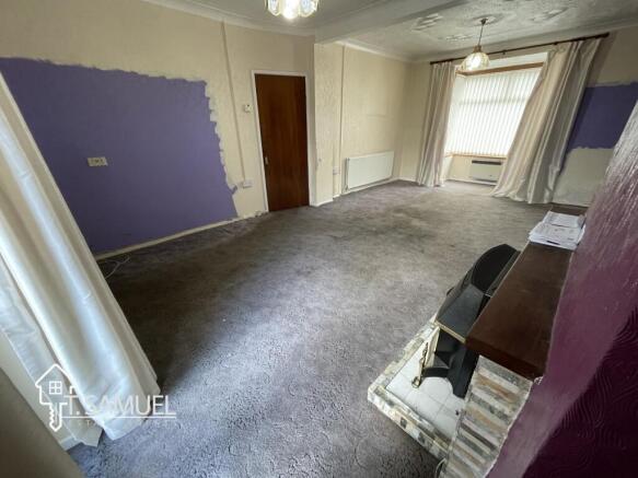 Living room a.JPG