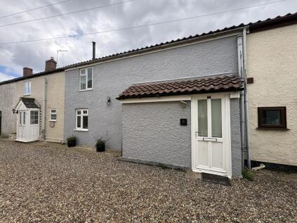 8 Newport Cottages, Newport, Hemsby, Great Yarmouth, Norfolk NR29 4JS