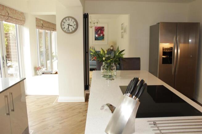KITCHEN/DINER