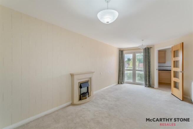1 bed Apartment for sale Image 5
