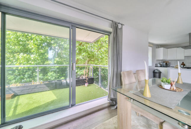 1306575-17-684ab0...