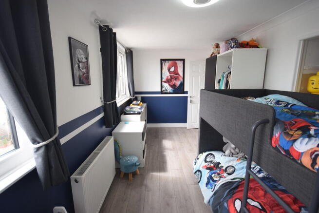 BEDROOM 2