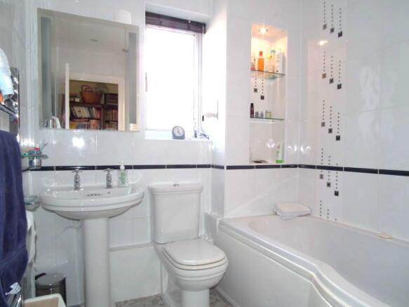 Photo 11