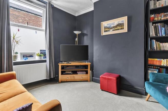 3 bed Terraced for sale Image 7