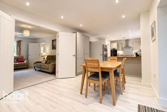 Heron Drive, Ipswich photo 4