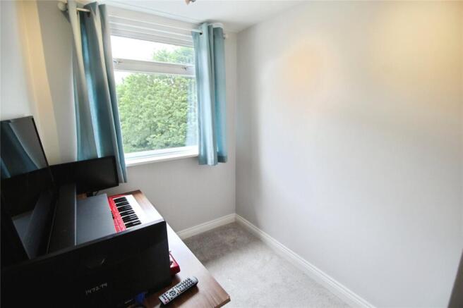 3 bed Semi-Detached for sale Image 11