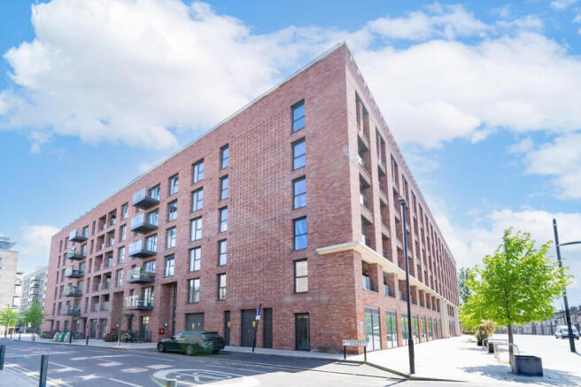 001-65 St Pier Court